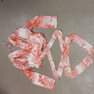 IN THE STYLE SALMON PINK, ZIP BACK, CROPPED TOP